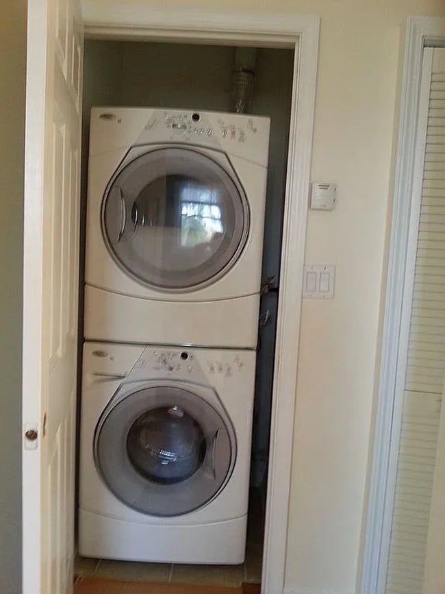 Photo - MODERN 2 BED/1BATH WITH GARAGE PARKING INCLUDED!