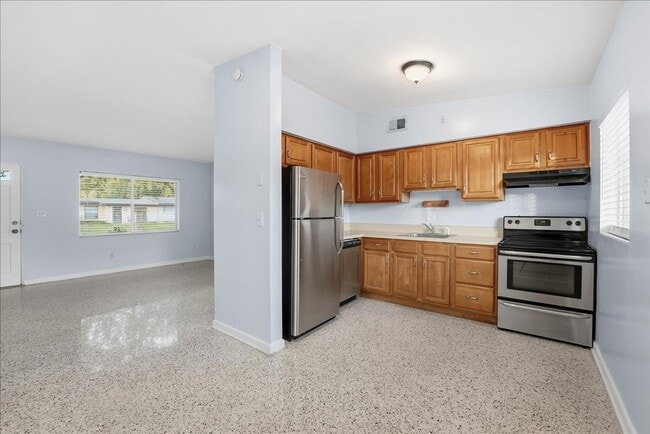 Photo - 1418 Beatrice Dr