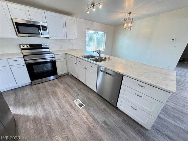 Photo - 4905 Fuentes Cir