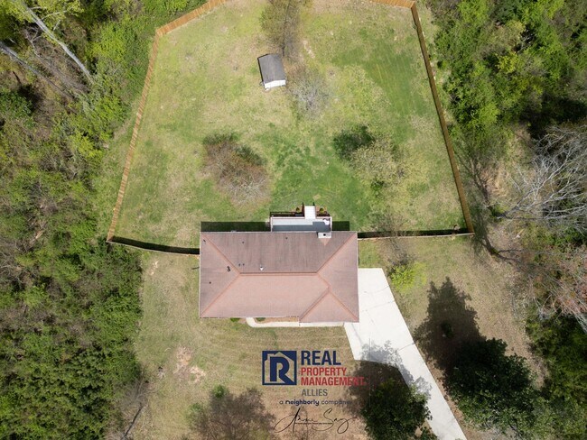 Photo - Newly Remodeled Rental Home on Acreage