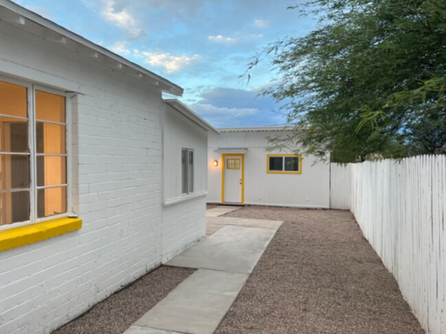 Photo - 644 N Belvedere Ave Unit A