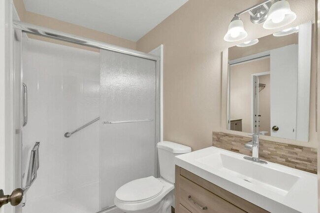 Photo - Updated 3 Bed 1.5 Bath Townhome