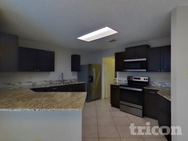 Photo - 4827 Fern Lake