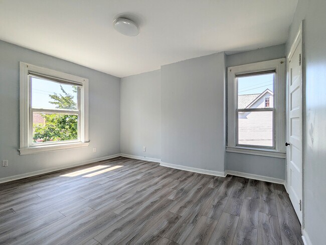 Building Photo - 5401 Broad St Unit FL2 Rental