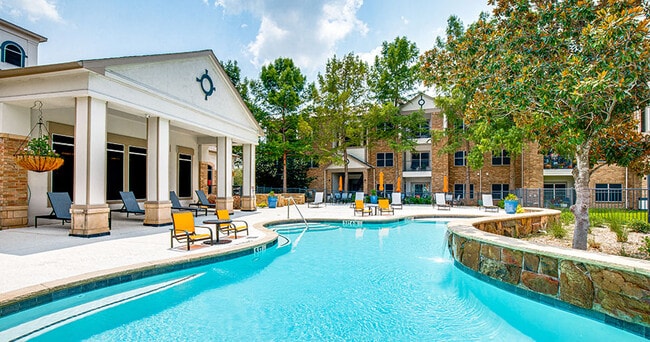 Towne Crossing Apartments