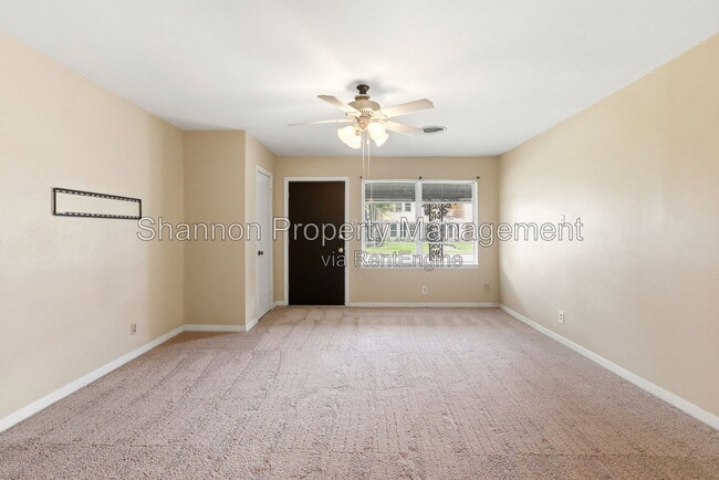 Photo - 8406 Highcrest Dr