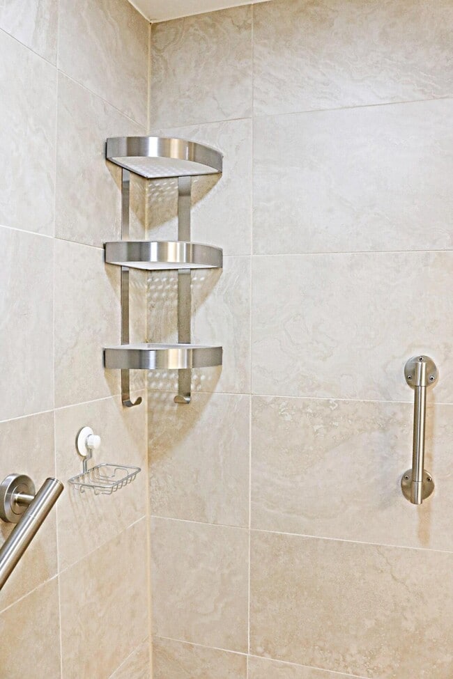 Photo - 230 NE 26th Ave Unit 1070