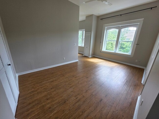 Photo - 40 N Eustis St