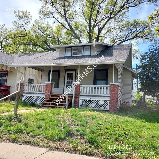 Photo - 831 SW Jewell Ave House