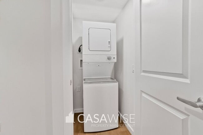 Photo - 8127-8228 228 St NW