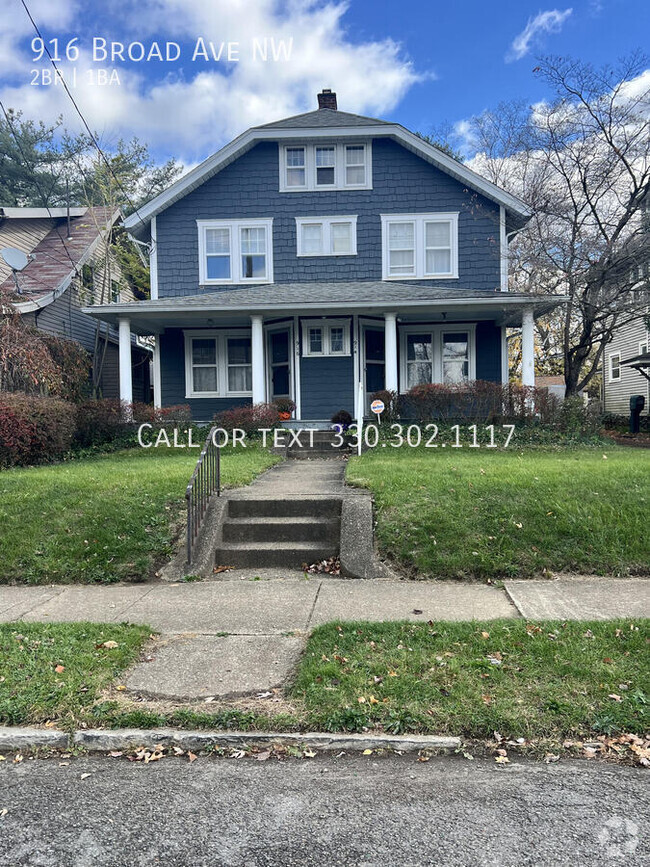 Building Photo - Two bedroom one bathroom duplex for rent Rental