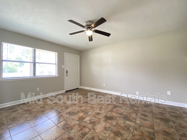Photo - 1116 Ruth Ann Dr