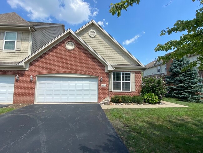 Photo - 10S401 Carrington Cir