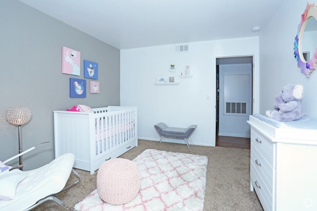 2BR, 2BA - 1200 SF Bedroom