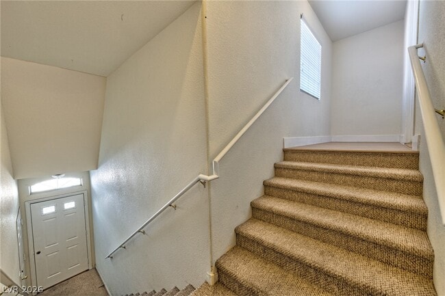 Photo - 3327 Erva St Unit 204