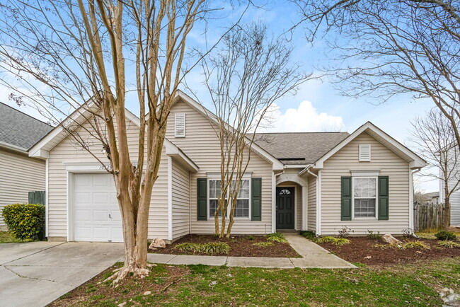 Building Photo - 10328 Green Hedge Ave Rental