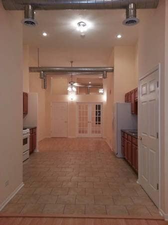 112 Main St