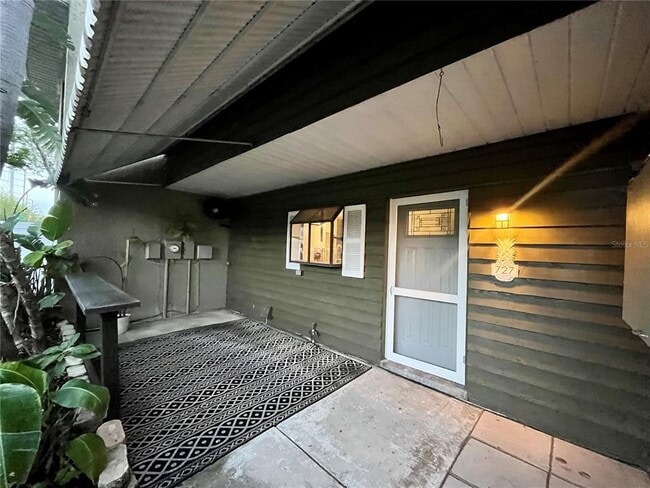 Photo - 727 N Himes Ave