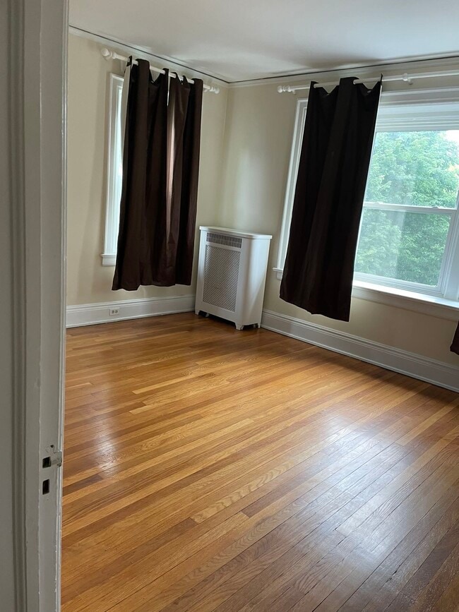 Photo - 1604 Peoples Ave