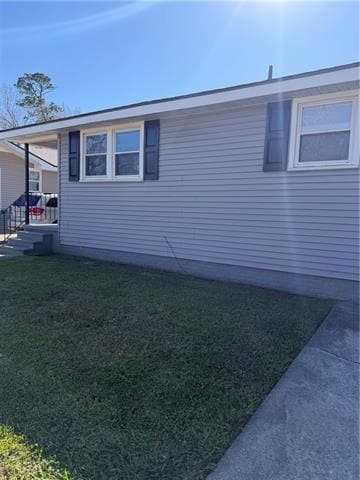 Photo - 10528 Alan St