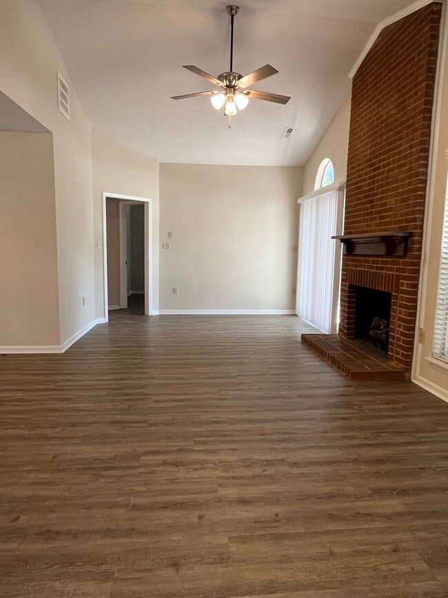 Photo - Wonderful 3 Bedroom Ranch in Huntersville