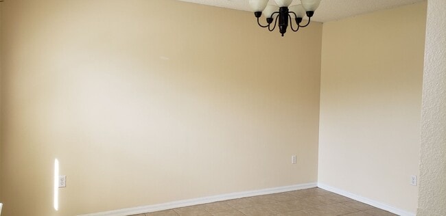 Photo - ~4/2.5~Curtis Ave~Groveland Lake Dot Landing~Big Corner Lots with lots a room!