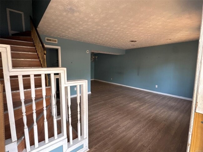 Photo - 813 Azalea St