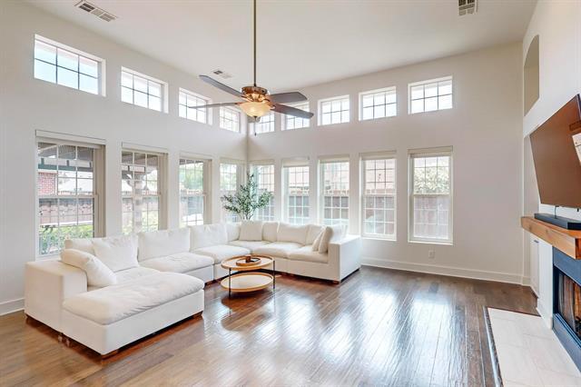 Photo - 9964 Madrone Dr