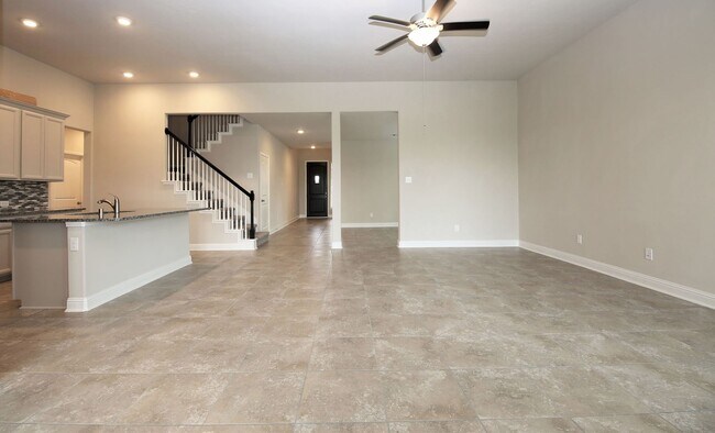 Photo - 8218 Oxbow Manor