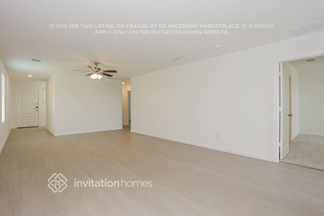 Photo - 935 Carrick Dr