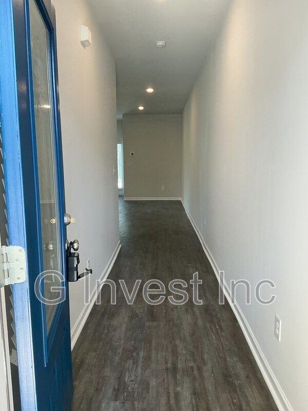 Photo - 7484 Knoll Hollow Rd