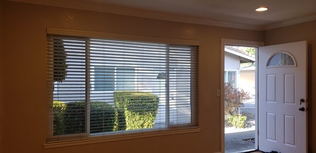 Photo - All Single Story Apartment Community