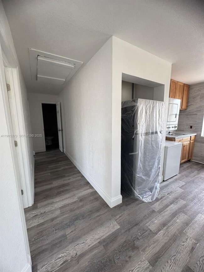 Photo - 46 S Oleander Ave