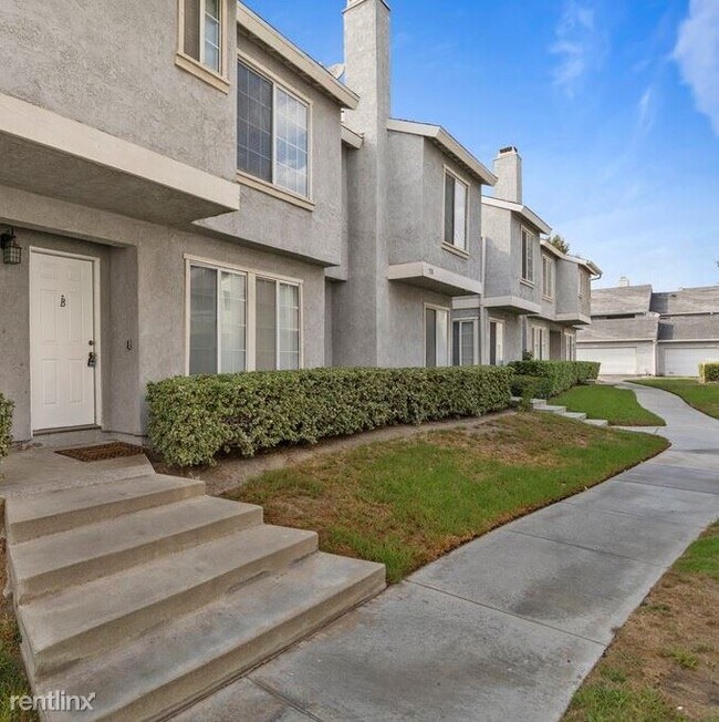 2 br, 2.5 bath Townhome - 178 West Walnut ... - 2 br, 2.5 bath Townhome - 178 West Walnut ...