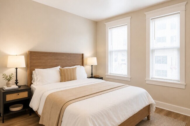 210 1/2 West Wisconsin Avenue-SI ID1623204P