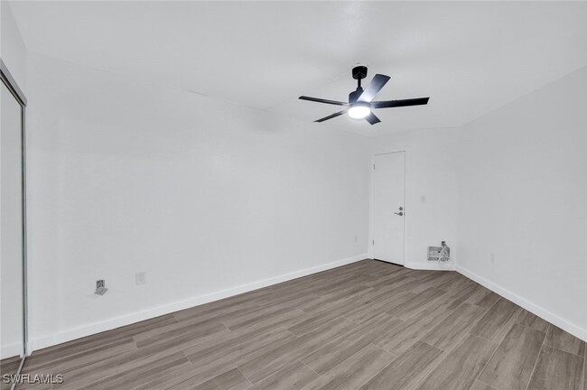 Photo - 25820 Hickory Blvd Condominio Unidad 405