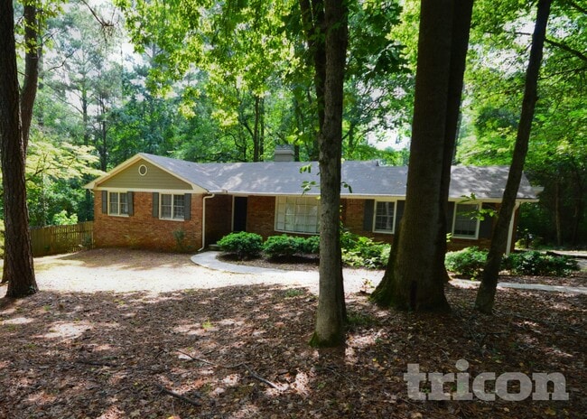 Building Photo - 197 Highland Hills Rd