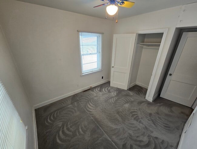 Photo - 2007 46th St