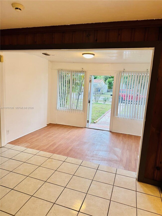 Photo - 2411 Rodman St