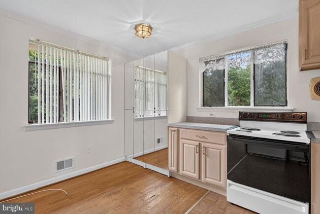Photo - 1034 17th St S Unidad TOP FLOOR