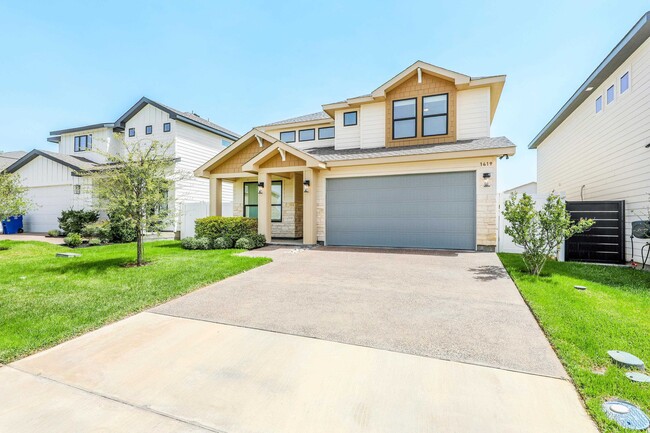 Photo - 1419 Calamian Dr