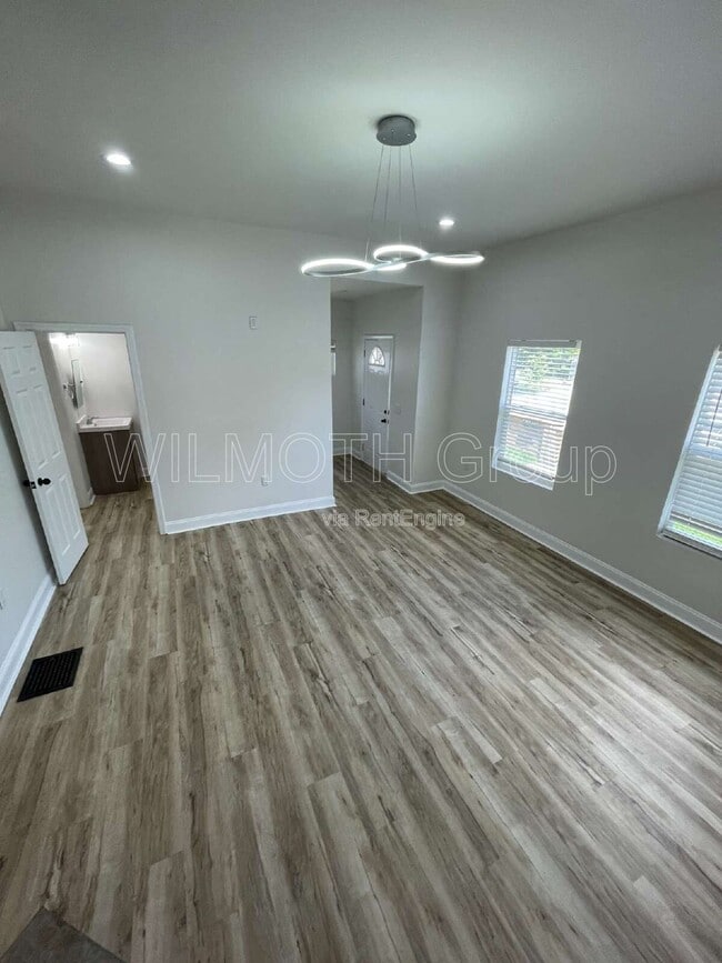 Photo - 1126 Villa Ave