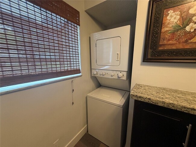 Photo - 300 Gardens Dr Unit 104