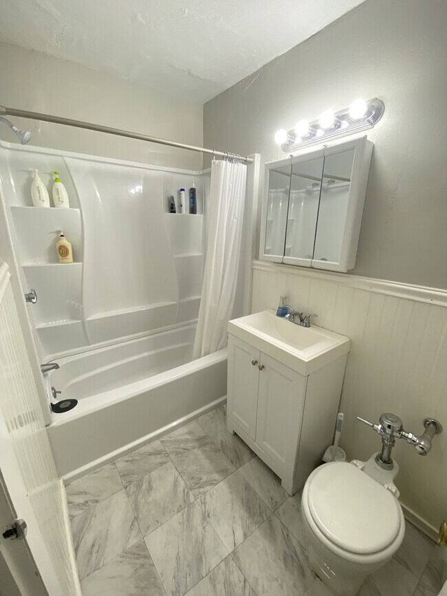 Photo - 27 Aberdeen St Unit 3