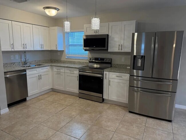 Photo - 201 48th Ave N