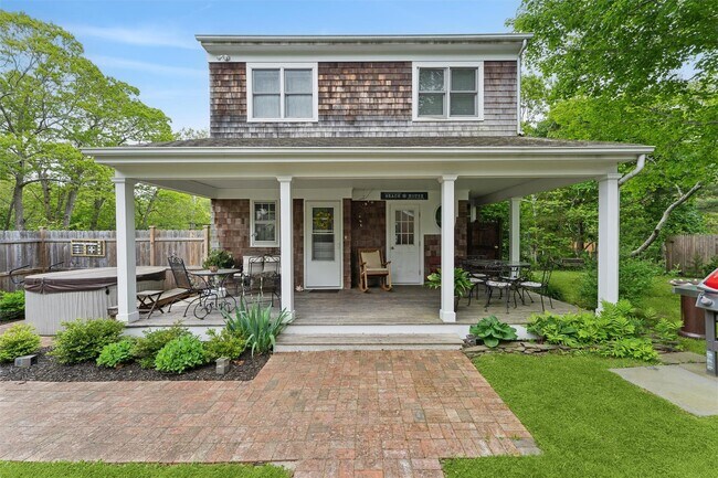 Photo - 21 Summit Blvd