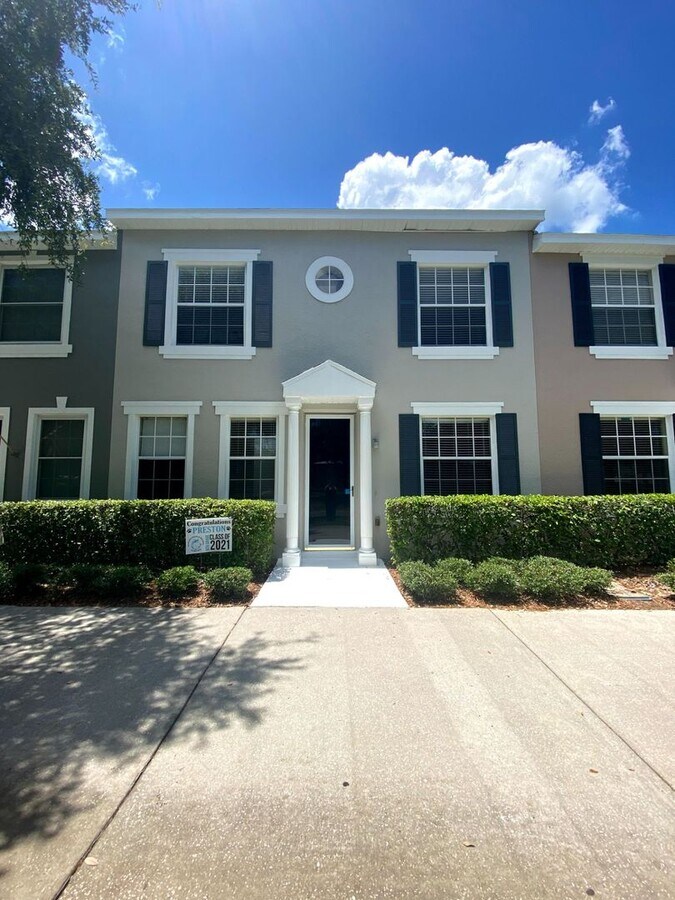 Avalon Park Townhouse - Avalon Park Townhouse
