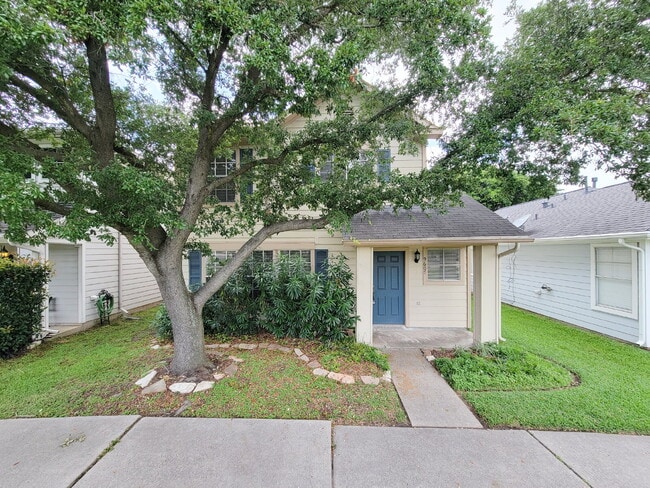 Building Photo - 3 Bed Single-Family Home in Parkside At Perry 77070