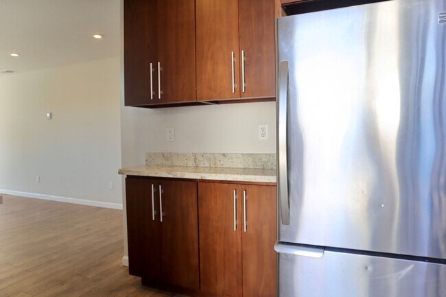 3854-3850 Howe Ct Unidad 3850