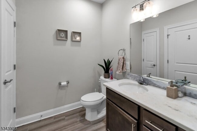 Photo - 310 Centennial Ave Unit 204